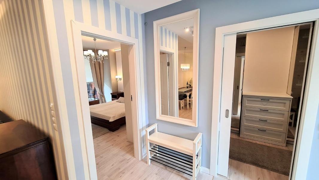 Apt Miedzymorze - Apartamenty Wypoczynkowe Юрата Екстериор снимка