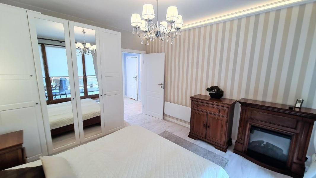 Apt Miedzymorze - Apartamenty Wypoczynkowe Юрата Екстериор снимка