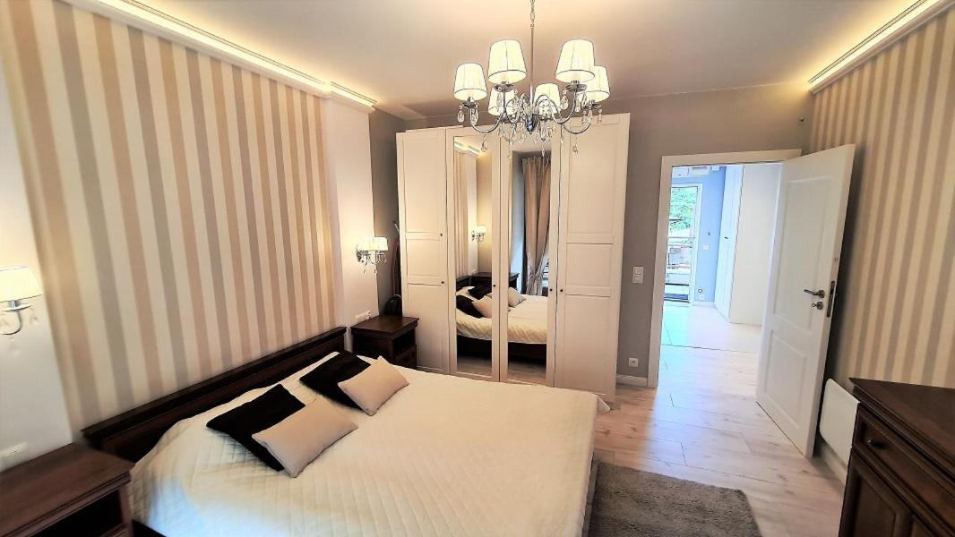 Apt Miedzymorze - Apartamenty Wypoczynkowe Юрата Екстериор снимка