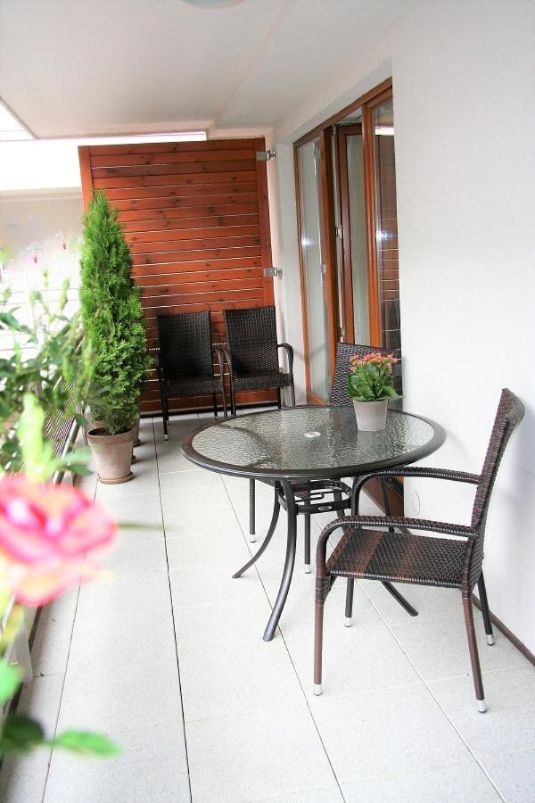 Apt Miedzymorze - Apartamenty Wypoczynkowe Юрата Екстериор снимка